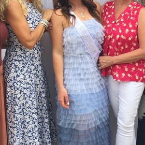 Tulle Maxi dress size small, bought from Vici